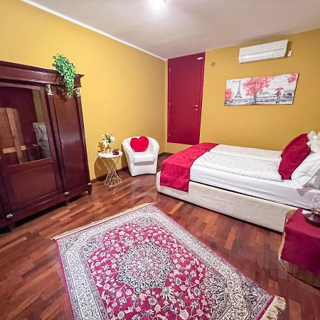 Loft Di Charme In Centro Genovaアパートメント エクステリア 写真